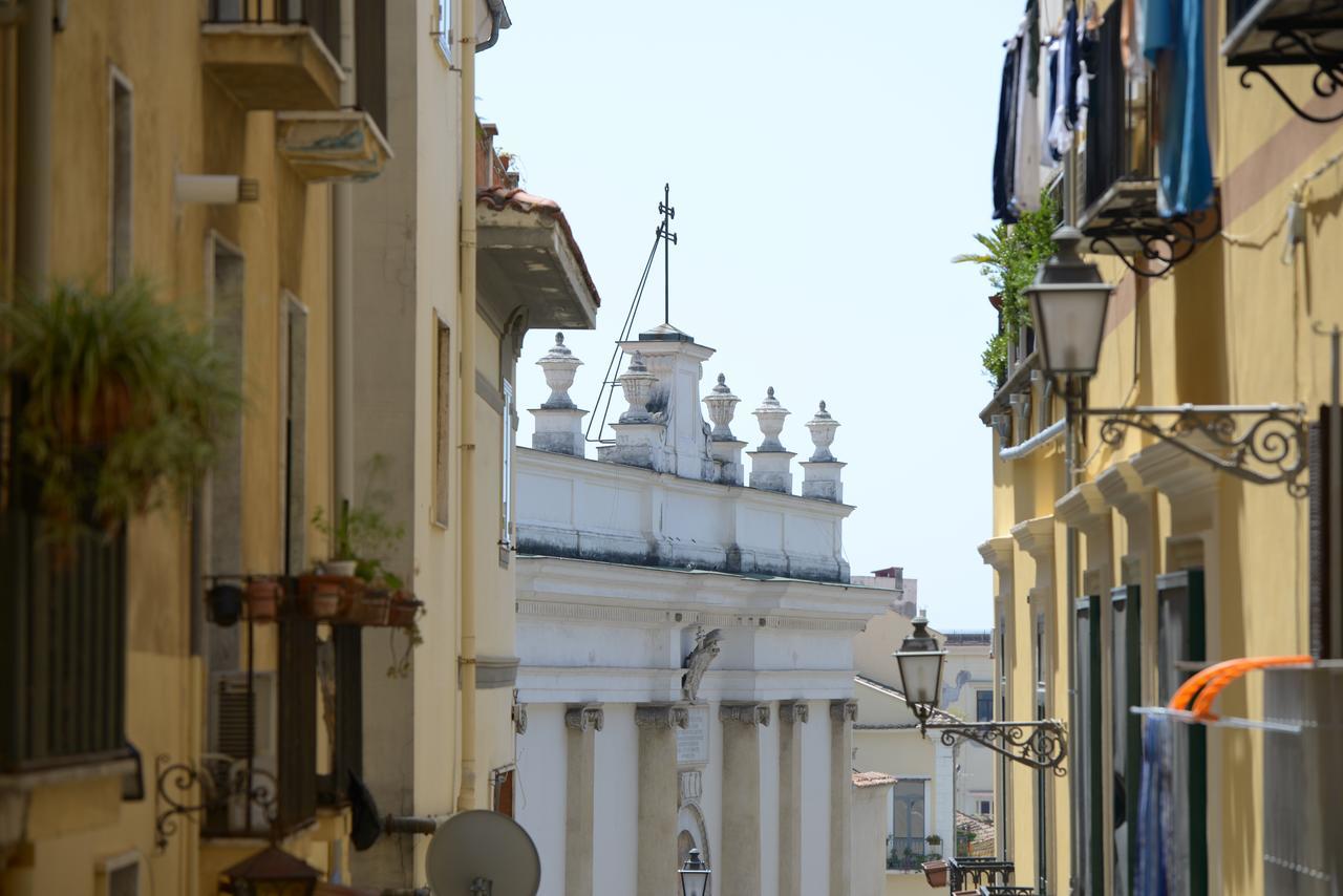 Il Duomo Salerno Bed & Breakfast Dış mekan fotoğraf